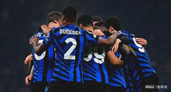 他不仅在每 他不仅在每