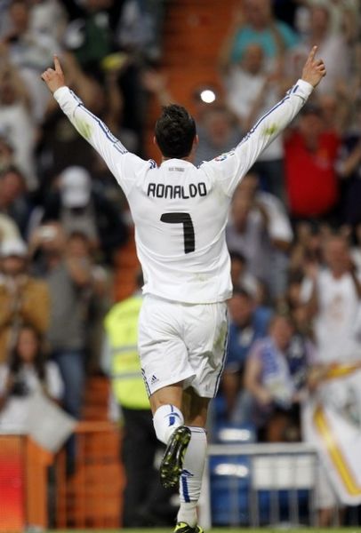 场取得了领 场取得了领