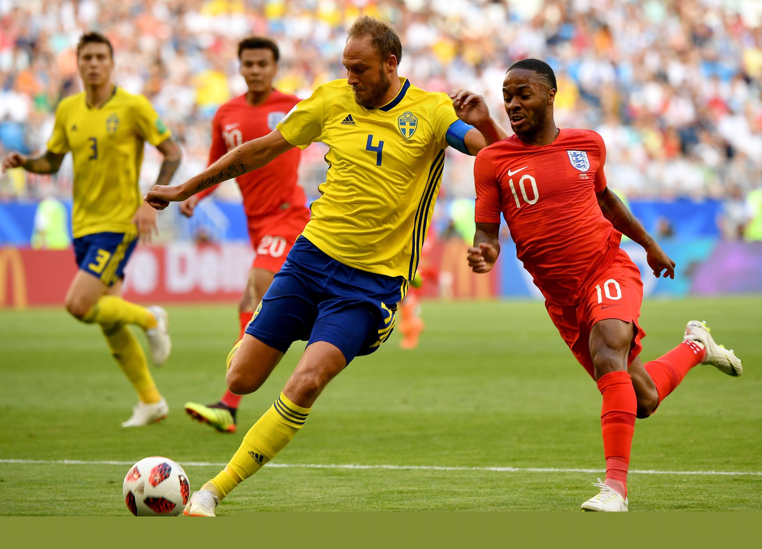 室里反复强 室里反复强